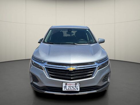 Used 2024 Chevrolet Equinox LT FWD image 2