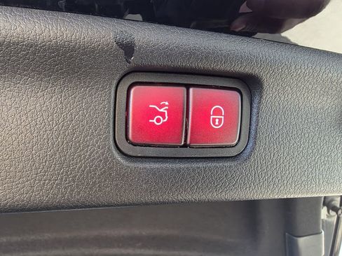 Certified 2023 Mercedes-Benz C 300 4MATIC Sedan image 35