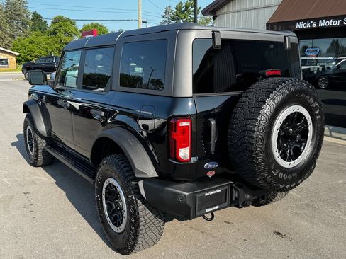 Used 2023 Ford Bronco Big Bend w/ Sasquatch Package AWD/4WD image 3