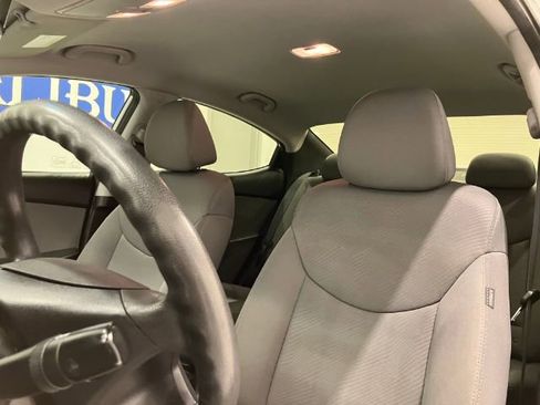 Used 2019 Hyundai Elantra Value Edition image 16