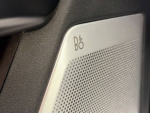 Used 2024 Ford F250 Platinum w/ FX4 Off-Road Package image 19