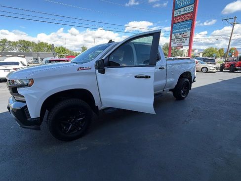 Used 2021 Chevrolet Silverado 1500 LT Trail Boss w/ Convenience Package II AWD/4WD image 15