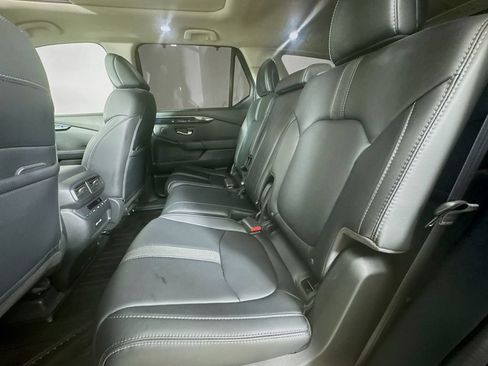 Used 2023 Honda Pilot Touring image 30