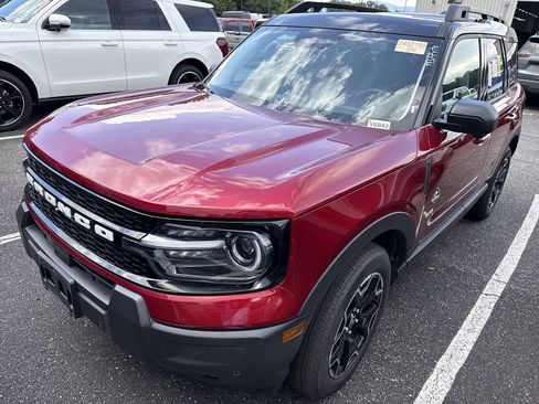 Used 2025 Ford Bronco Sport Outer Banks w/ Outer Banks Tech Package+ AWD/4WD image 21