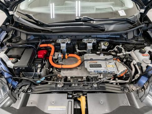 Used 2023 Nissan Ariya FWD image 3