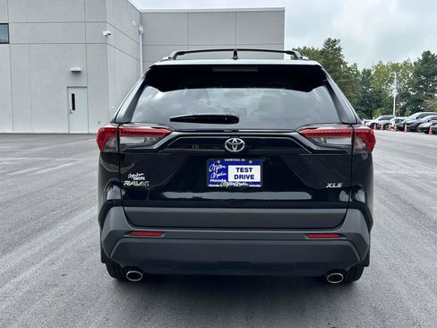 Used 2025 Toyota RAV4 XLE Premium FWD image 26