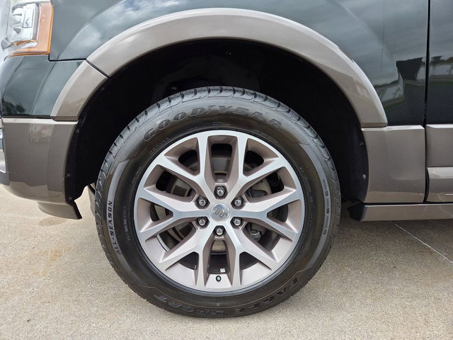 Used 2015 Ford Expedition EL King Ranch AWD/4WD image 37