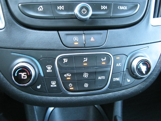 Used 2024 Chevrolet Malibu LT FWD image 19