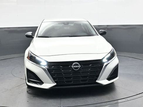 Certified 2025 Nissan Altima 2.5 S image 10