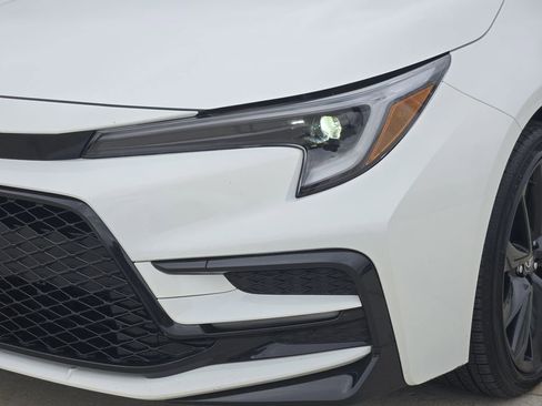 Certified 2025 Toyota Corolla SE w/ SE Premium Package FWD image 10