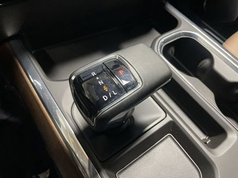 Used 2024 Chevrolet Silverado 1500 High Country w/ Technology Package image 20