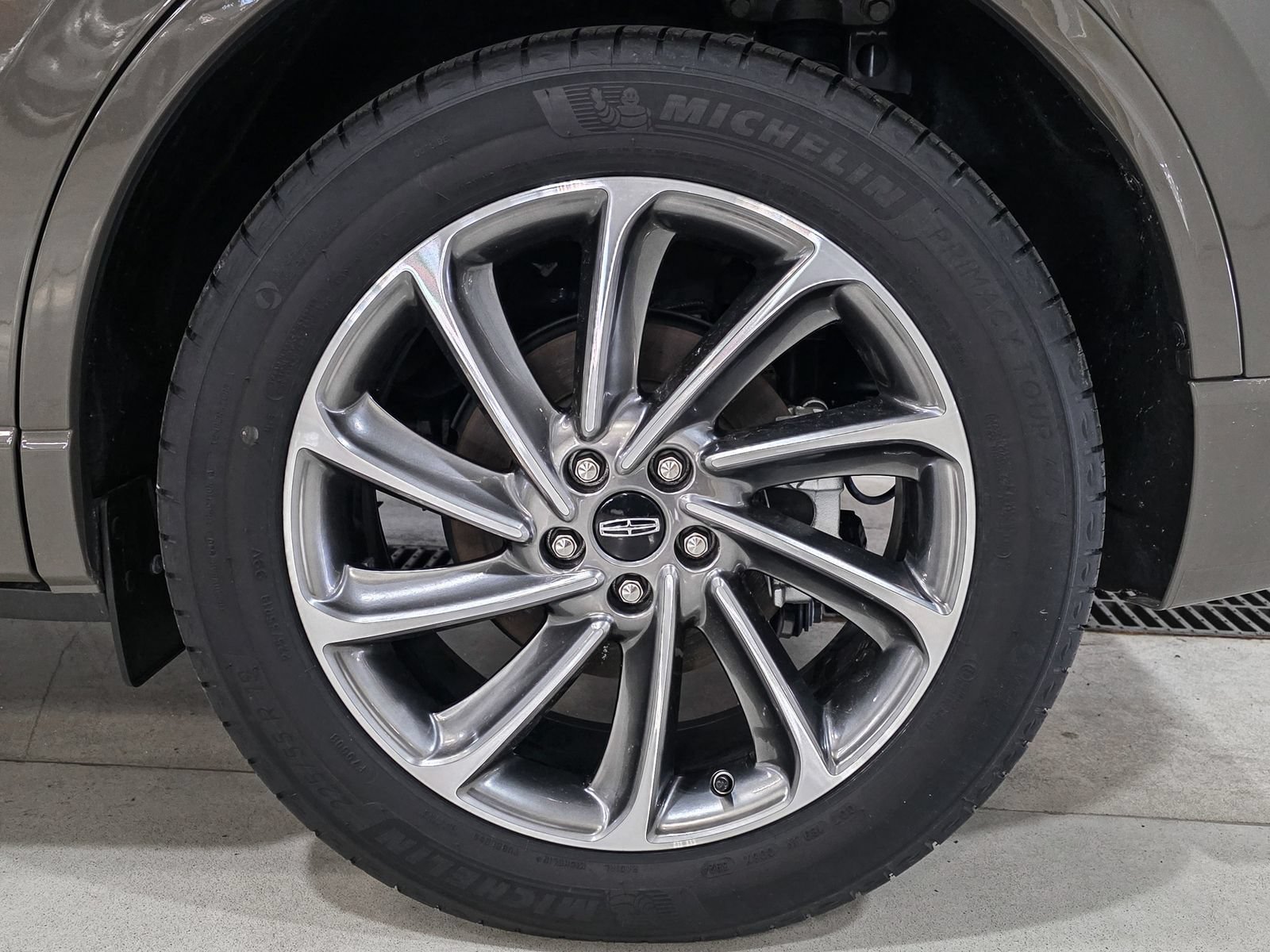 New 2025 Lincoln Corsair Grand Touring AWD/4WD image 18