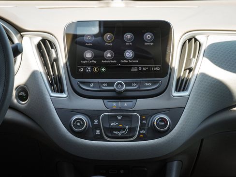 Used 2024 Chevrolet Malibu LS FWD image 29