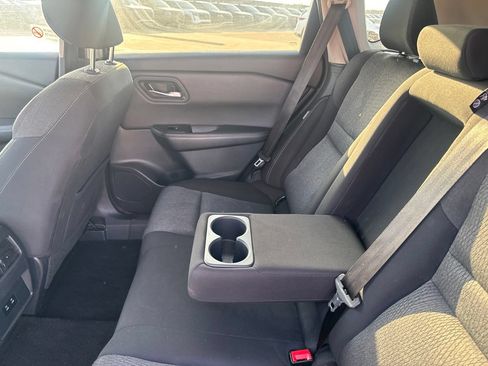 Certified 2025 Nissan Rogue SV AWD/4WD image 31