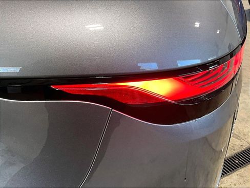 Used 2023 Land Rover Range Rover Evoque R-Dynamic S image 33