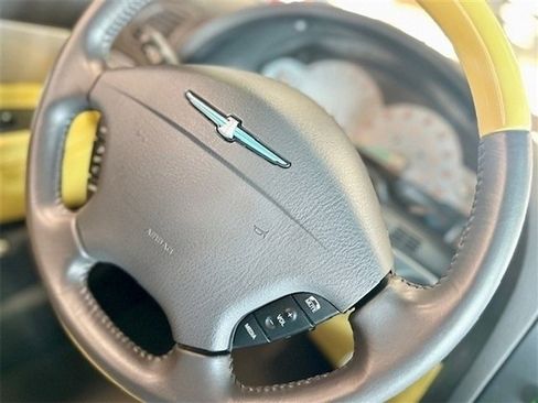 Used 2002 Ford Thunderbird image 18