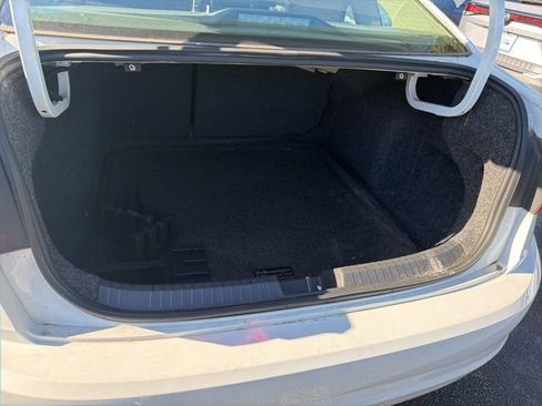 Used 2021 Volkswagen Jetta S w/ Driver Assistance Package image 18