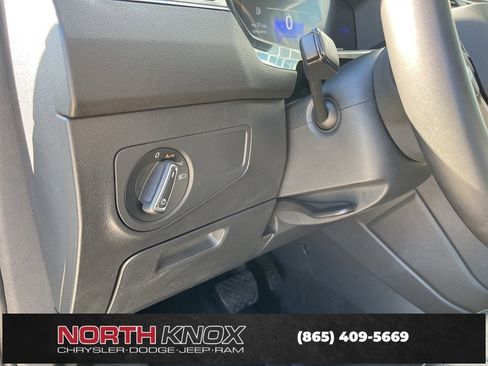 Used 2024 Volkswagen Tiguan Wolfsburg Edition image 7