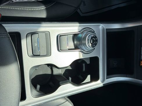 Used 2024 Ford Edge SEL w/ Convenience Package image 15