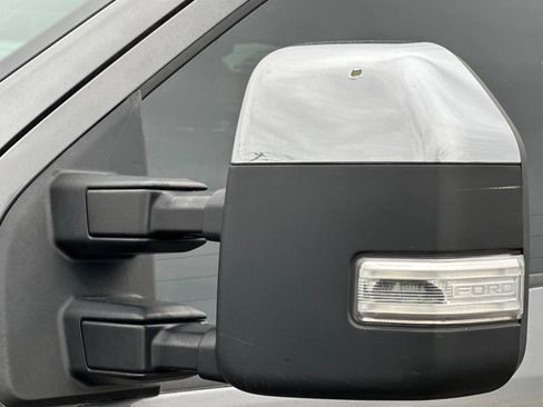 Used 2021 Ford F250 Lariat w/ Chrome Package image 50