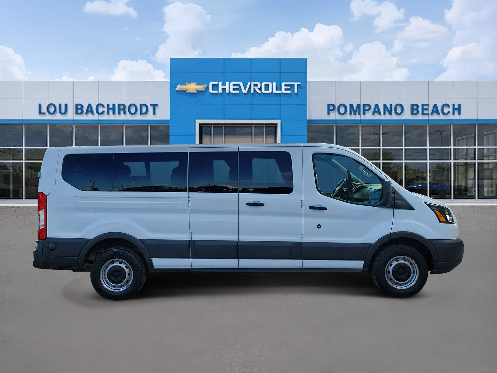Used 2018 Ford Transit 350 XL RWD image 2