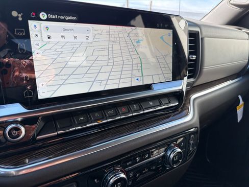 New 2026 GMC Sierra 1500 SLE image 24