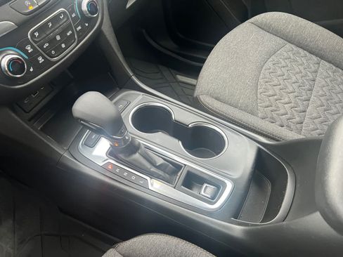 Used 2024 Chevrolet Equinox LT w/ LPO, Floor Liner Package AWD/4WD image 16