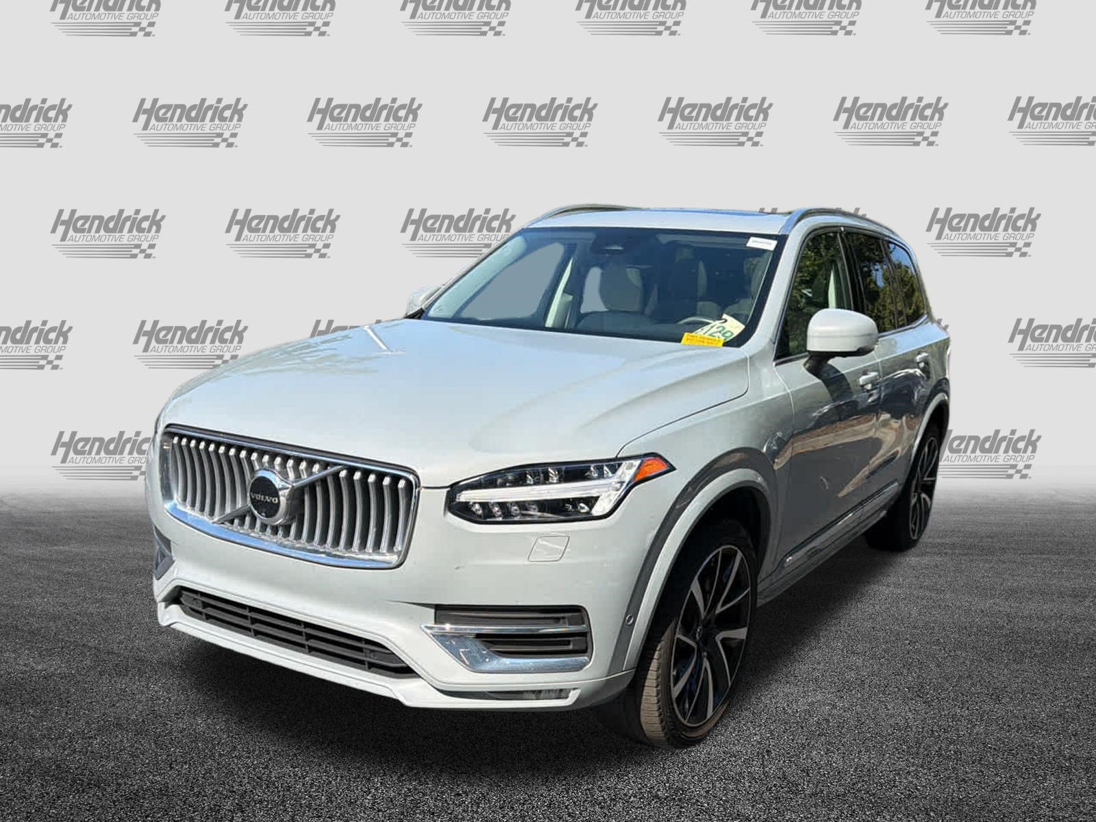 Used 2024 Volvo XC90 B5 Plus w/ Protection Package AWD/4WD image 8