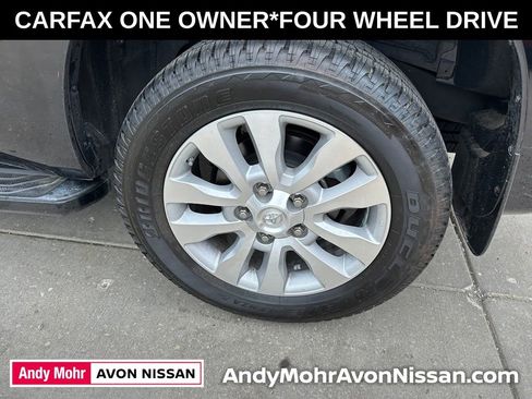 Used 2018 Toyota Sequoia Platinum AWD/4WD image 11