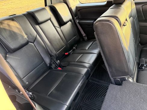 Used 2015 Honda Pilot Touring image 19