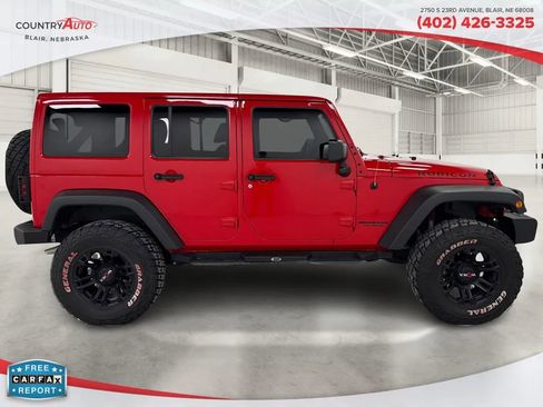 Used 2016 Jeep Wrangler Unlimited Rubicon w/ Connectivity Group image 6
