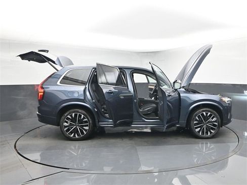 New 2026 Volvo XC90 B6 Plus w/ Protection Package Premier image 56