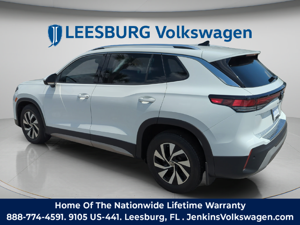 Used 2025 Volkswagen Tiguan S FWD image 9