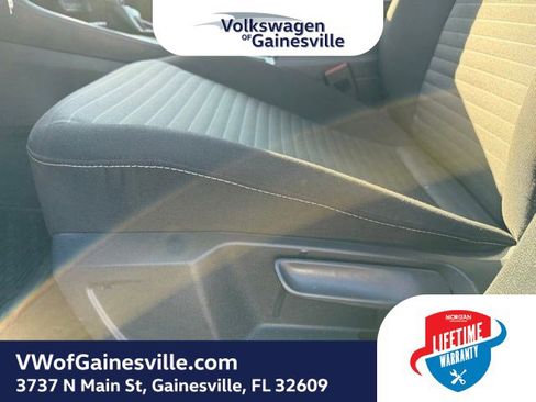 Certified 2025 Volkswagen Jetta S image 17