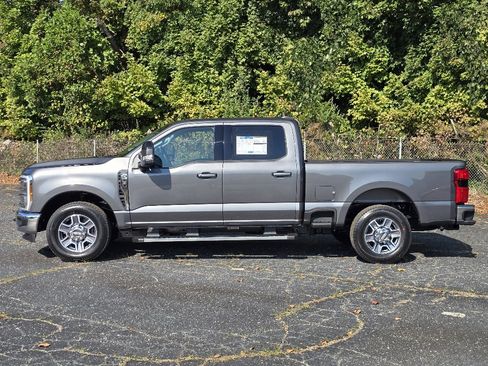 New 2026 Ford F350 Lariat image 18