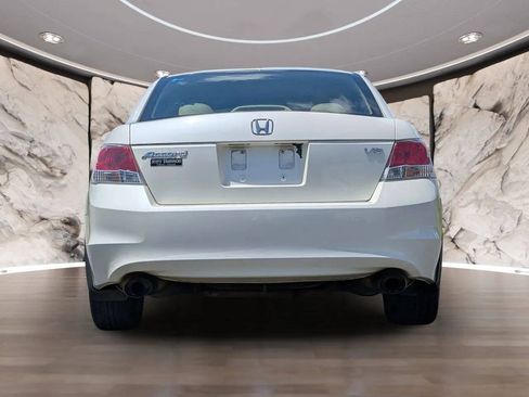 Used 2010 Honda Accord EX-L image 8