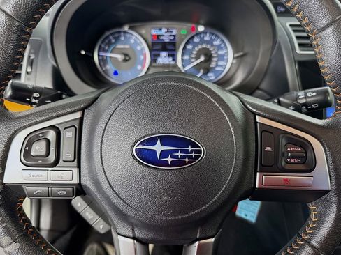 Used 2017 Subaru Crosstrek 2.0i Premium image 16