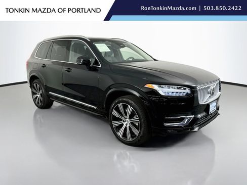 Used 2025 Volvo XC90 B6 Plus w/ Protection Package Premier AWD/4WD image 1