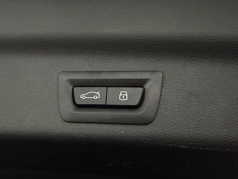 Used 2025 BMW X1 xDrive28i image 40