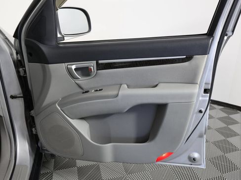 Used 2007 Hyundai Santa Fe SE FWD image 25