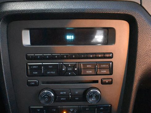 Used 2012 Ford Mustang Coupe image 14