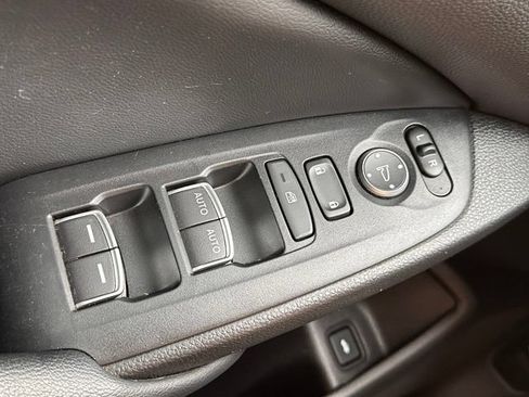 Used 2018 Honda Accord Sport image 16