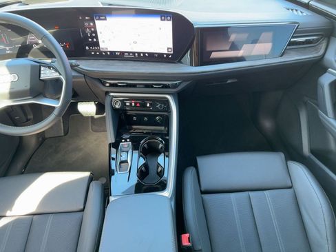 New 2025 Audi Q5 Prestige image 28