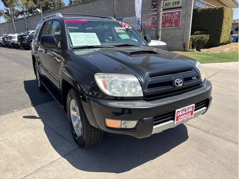 Used 2005 Toyota 4Runner SR5 RWD image 3