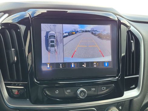 Certified 2022 Chevrolet Traverse Premier w/ Redline Edition image 25