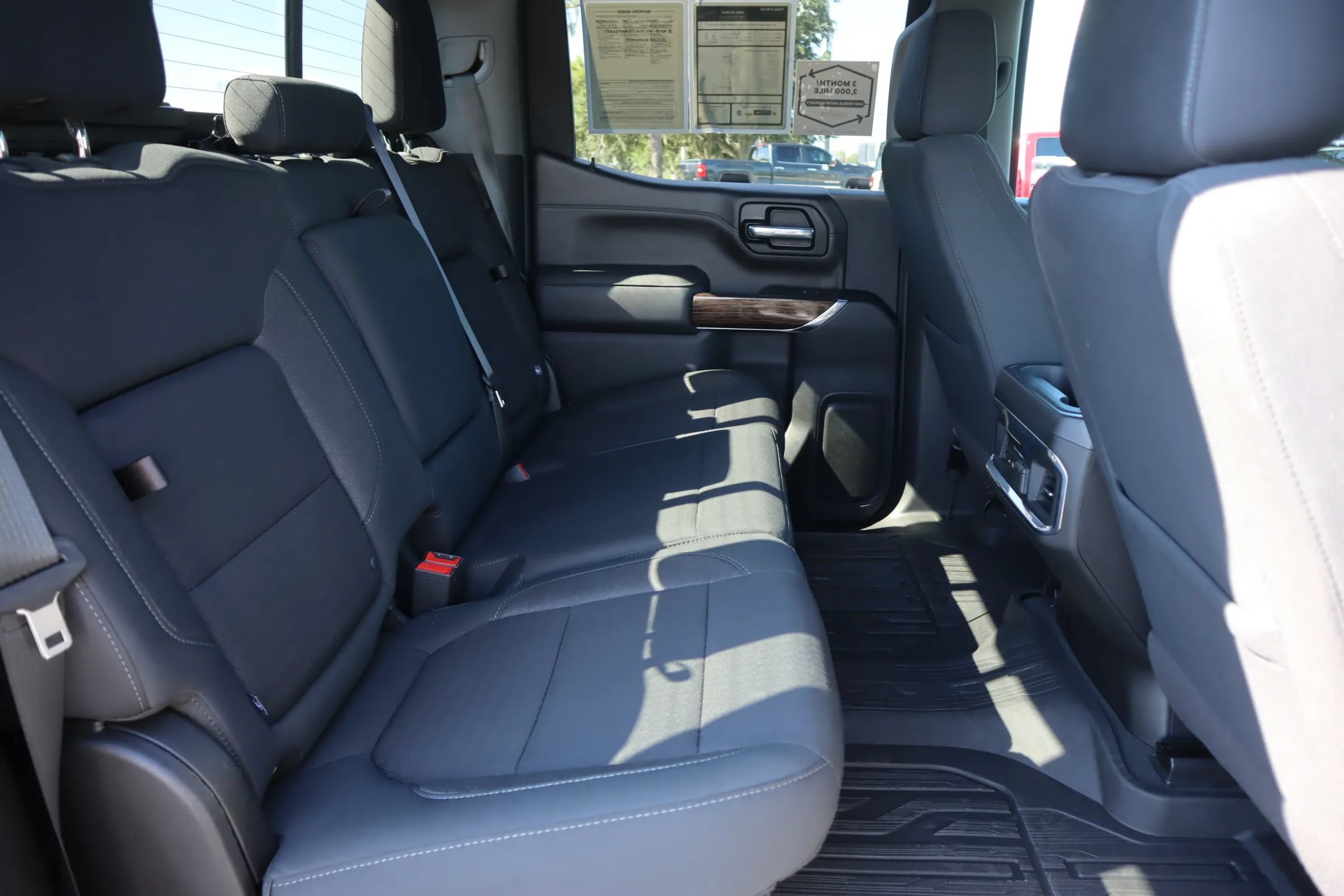 Used 2021 GMC Sierra 1500 Elevation w/ Preferred Package AWD/4WD image 25