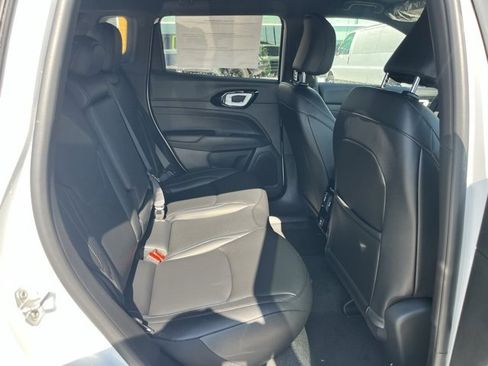 New 2026 Jeep Compass Limited image 18
