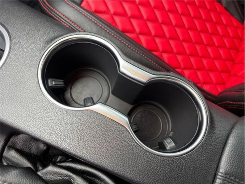 Used 2020 Ford Mustang GT image 31