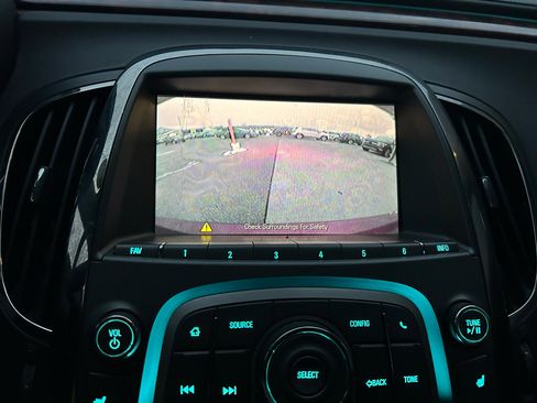 Used 2013 Buick LaCrosse Leather image 22