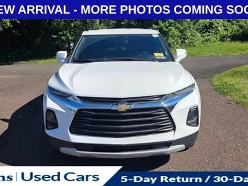 Used 2021 Chevrolet Blazer LT FWD image 2